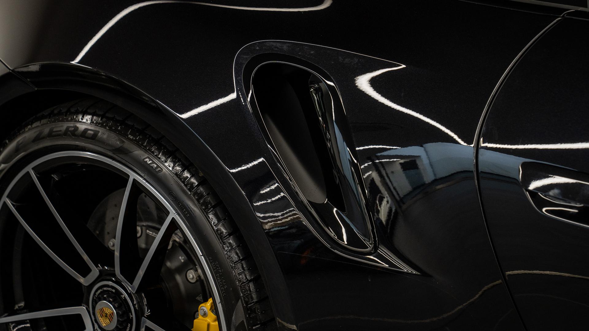 Porsche 911 Photo 98bf67e4-9cb1-41b0-ab2e-51cd6f72d192.jpg