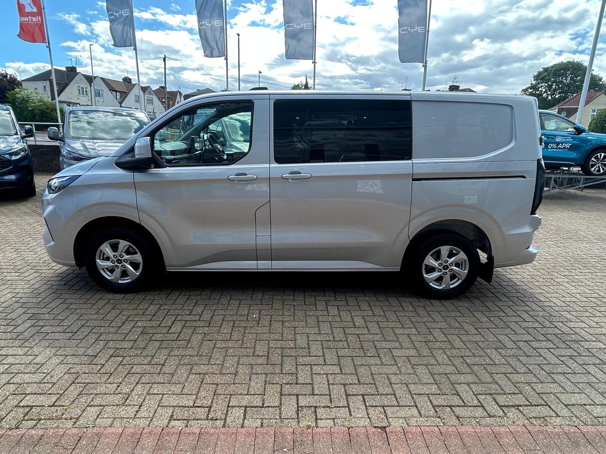 Crew Cab Transit Custom Seater Ford Custom 320 L1 Limited DCIV