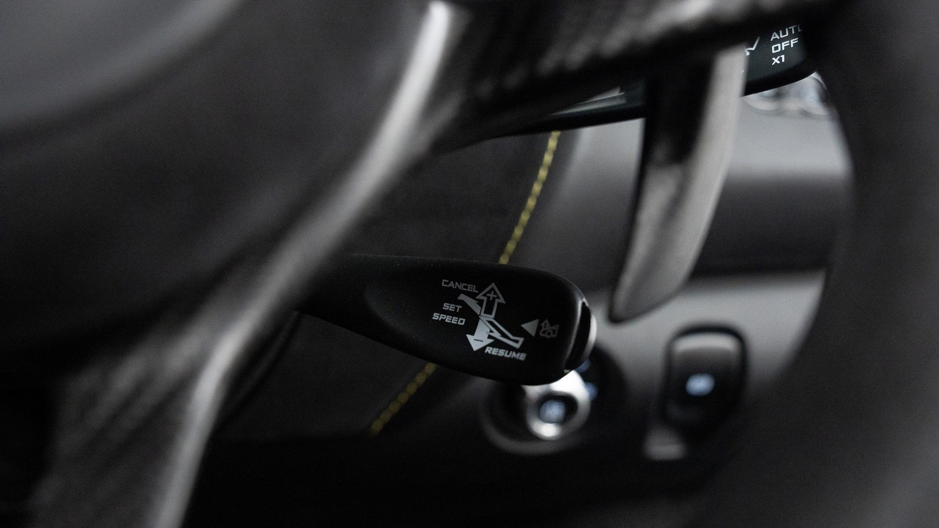 McLaren 720S Photo 9909c0ed-ba7c-4bc6-a529-ea547eae8665.jpg
