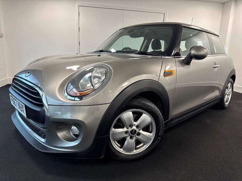 MINI Hatch Photo 990fbc83-755a-472e-8326-32461da2aff2.jpg