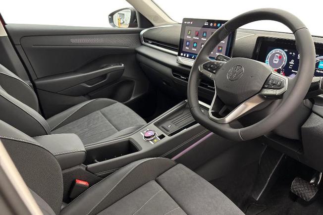 VOLKSWAGEN T-Roc Photo 6