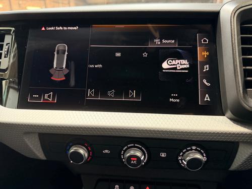 Audi A1 Photo 99265444-75a1-4c7c-b1e2-f39d890bbd7a.jpeg