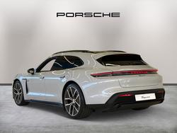 PORSCHE Taycan Photo 5