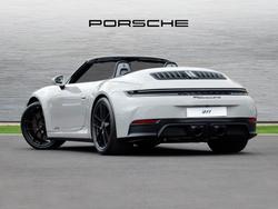 PORSCHE 911 Photo 2