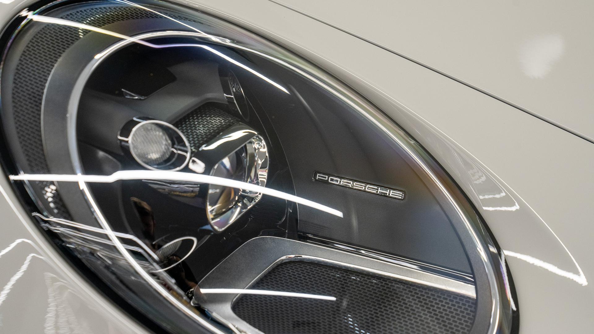 Porsche 911 Photo 99327d6e-9d7a-451c-9040-f62e1645f209.jpg