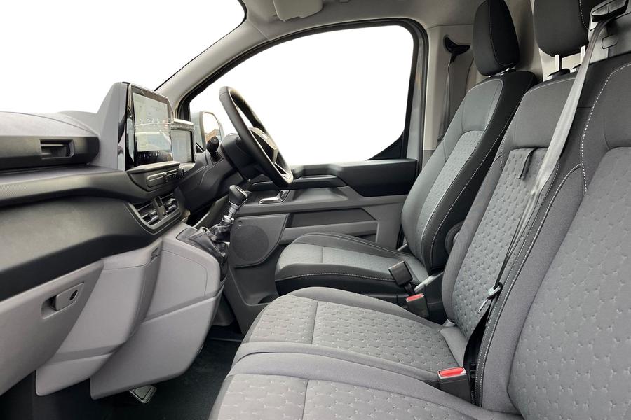 Ford TRANSIT CUSTOM Photo 993b2fd2-2d4f-4d8c-8991-604081c752ad.jpg