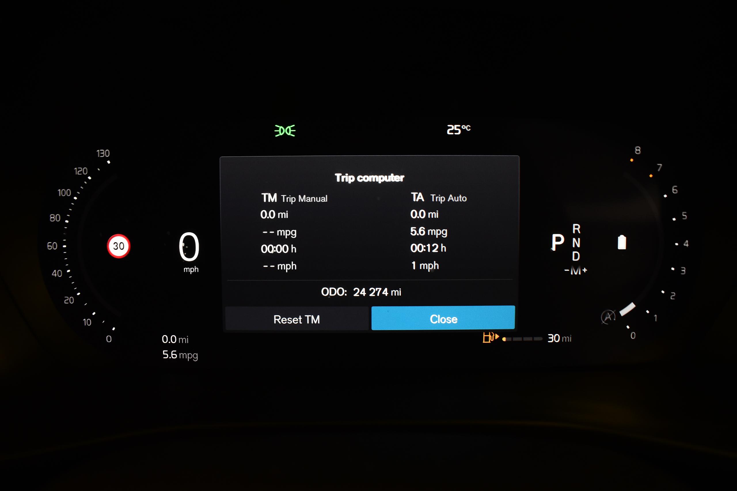 2023 VOLVO XC40 2.0 B4P Ultimate Dark 5dr Auto - vehicle photo 10 for sale on PureCar