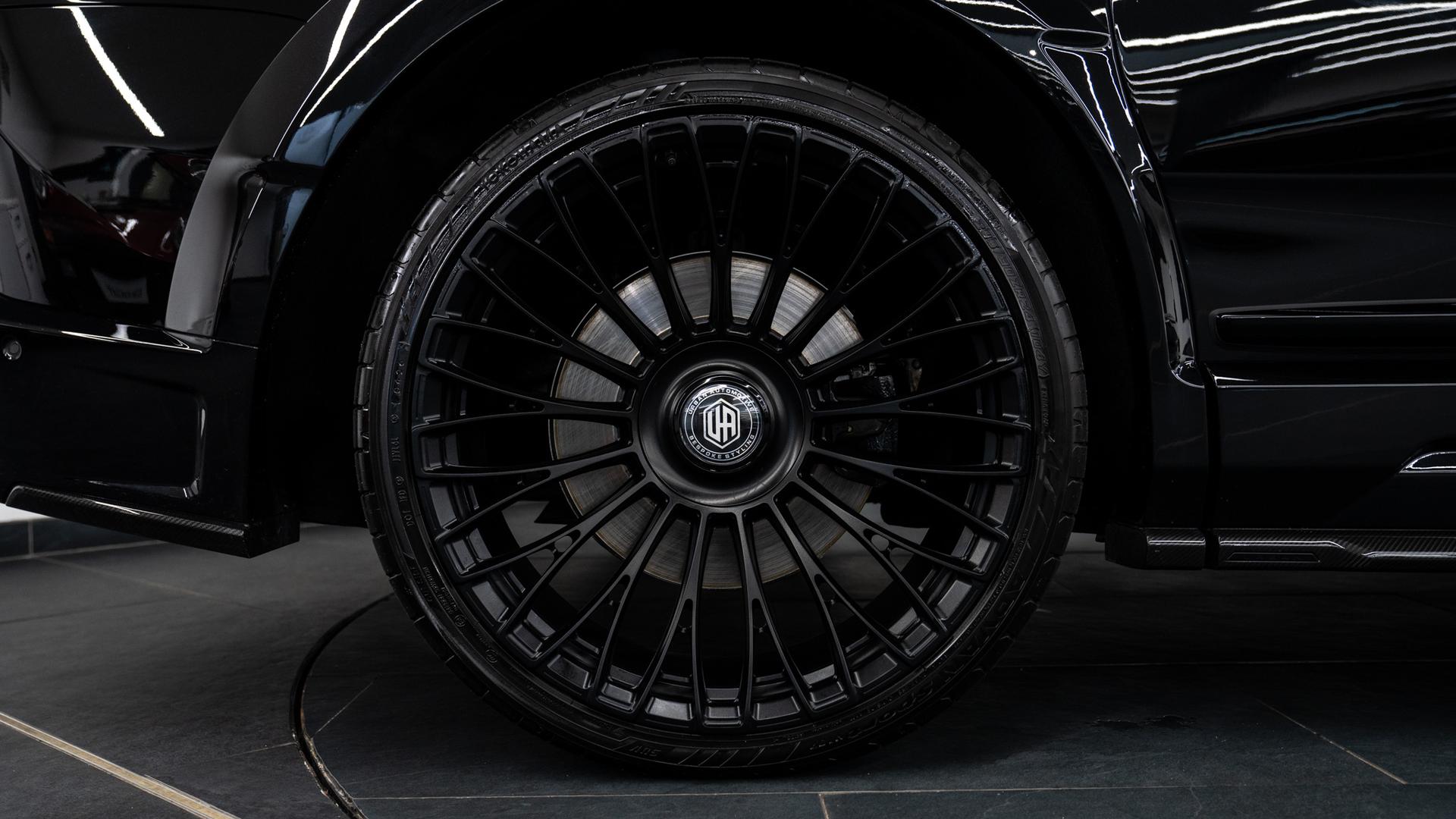 Rolls-Royce Cullinan Series II Photo 994e4a62-87b7-409e-ae19-0a587165e28a.jpg