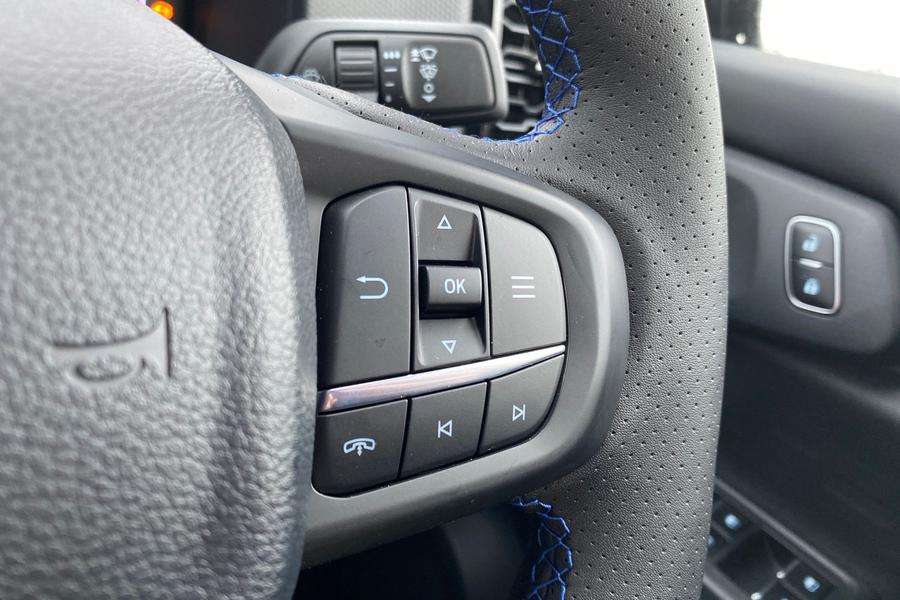 Ford RANGER Photo 995090fe-24ce-4a1b-ab0e-989119cf51c7.jpg