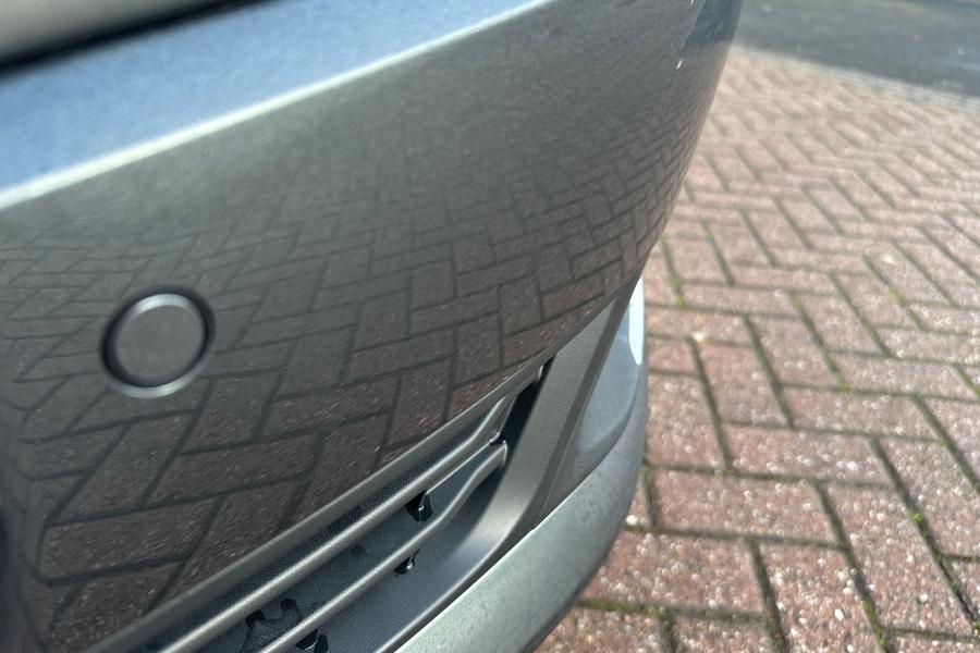 Ford TRANSIT CONNECT Photo 9953e85f-fdc6-470a-8e1a-005a6c91ede6.jpg