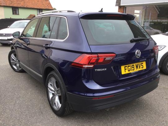 Volkswagen Tiguan Photo 9962c67e-c2e0-4db7-bb2a-c16f95a2d3d5.jpg