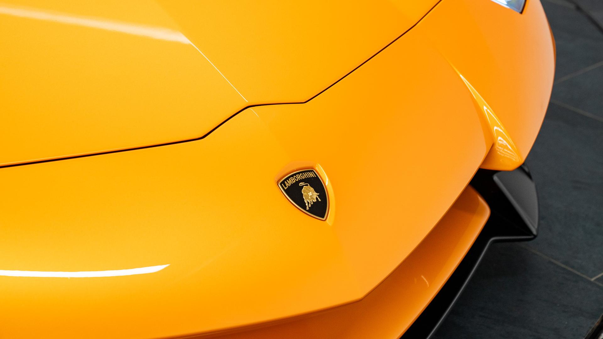 LAMBORGHINI Aventador Photo 996b3680-e025-411f-9139-c27f707bc4bb.jpg