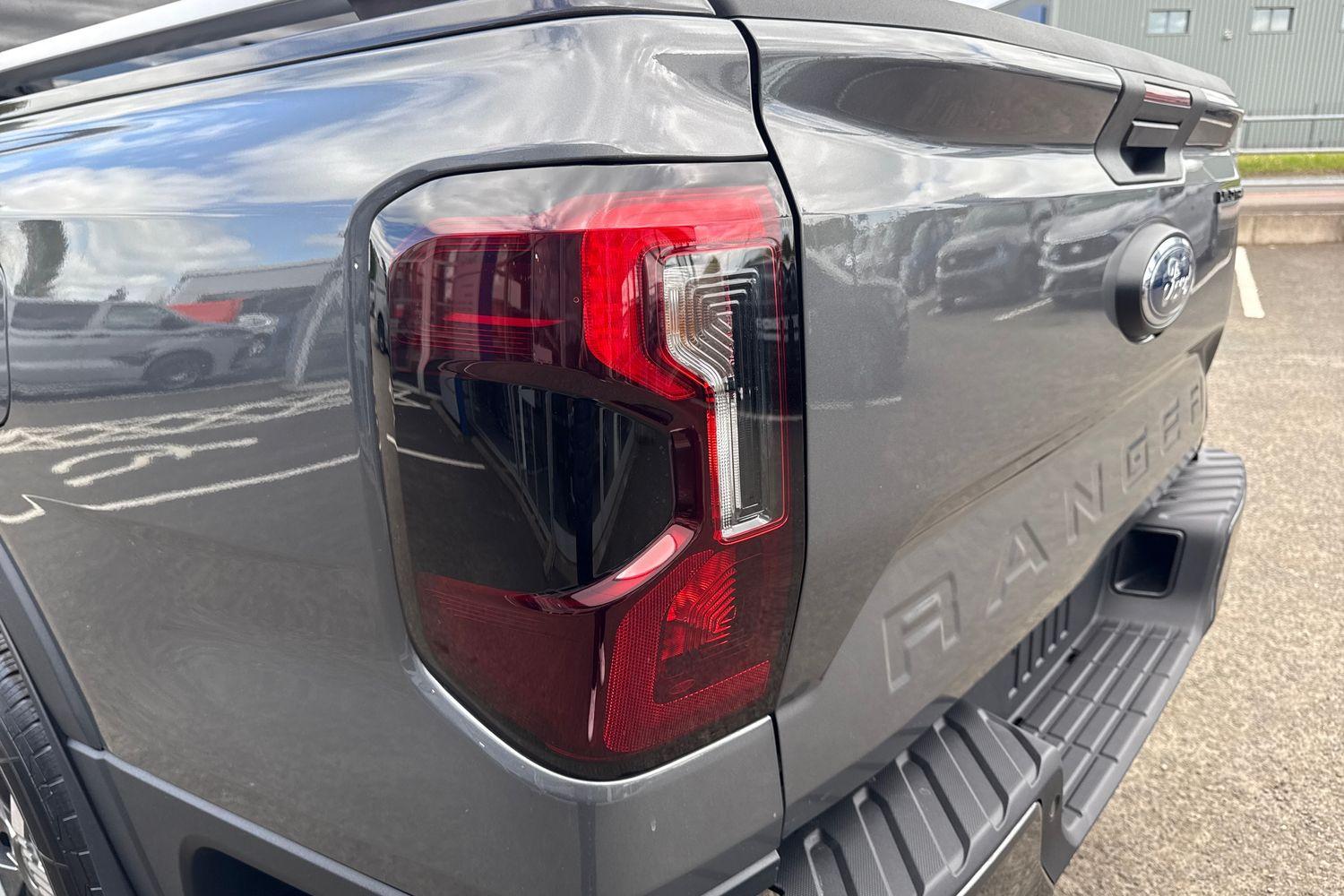 Ford RANGER Photo 36