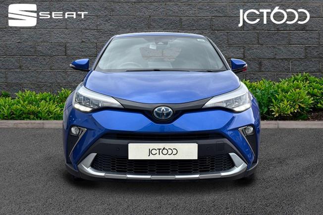 TOYOTA C-Hr Photo 8