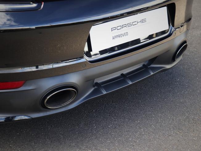 PORSCHE 911 Photo 13