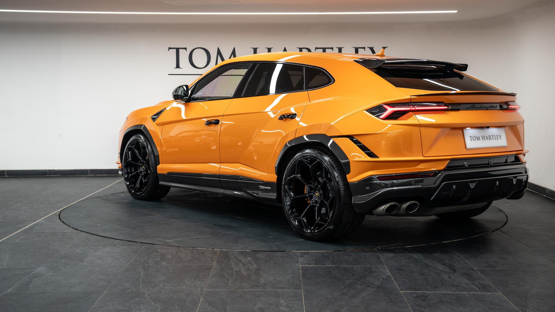 LAMBORGHINI Urus Photo 99a628fa-cf45-4ee5-9827-68a1072d5a4e.jpg