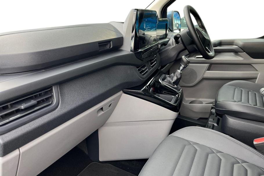 Used Ford TOURNEO CUSTOM 18/N123243 4