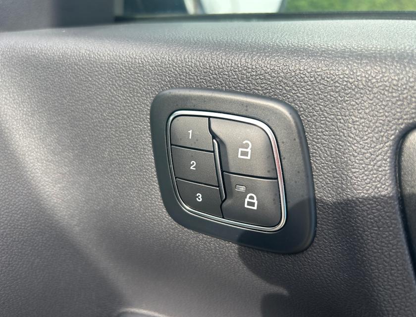 Ford Kuga Photo 99c6a75d-e506-4222-bf27-c1300815991b.jpg