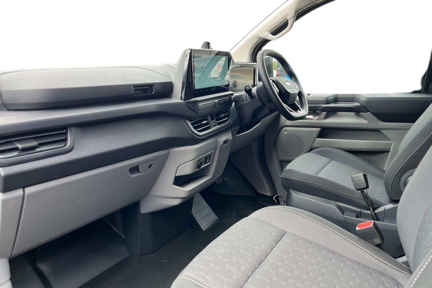 Ford TRANSIT CUSTOM Photo 3