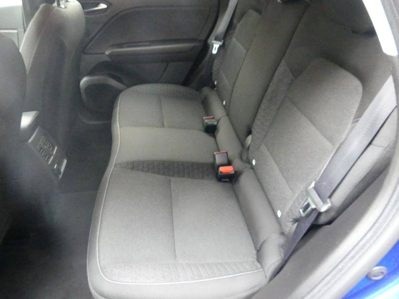 Renault Captur Photo 99e0a477-8b3f-4aea-a8ec-dac3efcc18dc.jpg
