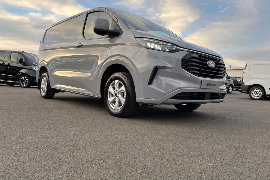 Ford TRANSIT CUSTOM Photo 99e7fcde-5bc2-4869-96df-5452599134d0.jpg