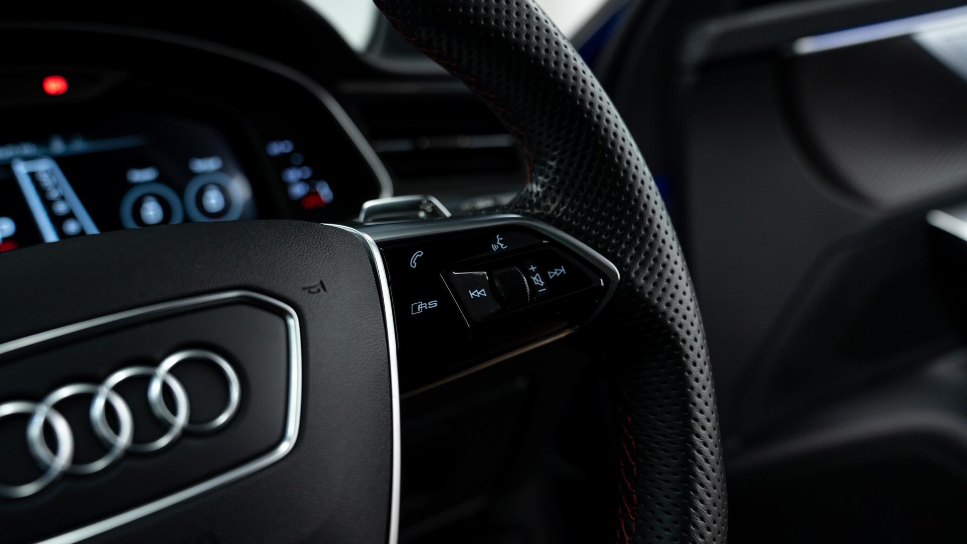 Audi RS6 Avant Photo 99ee53e4-0952-475e-85b1-12e8eb83e865.jpg