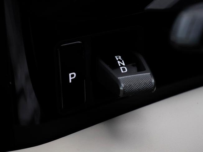 Porsche TAYCAN Photo 31