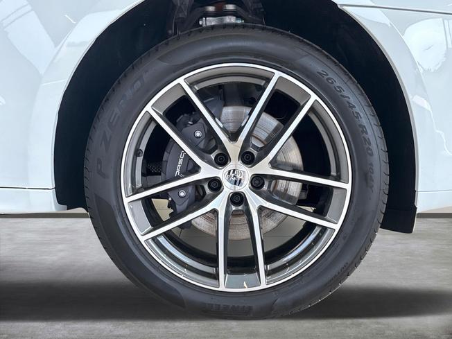 PORSCHE Macan Photo 9