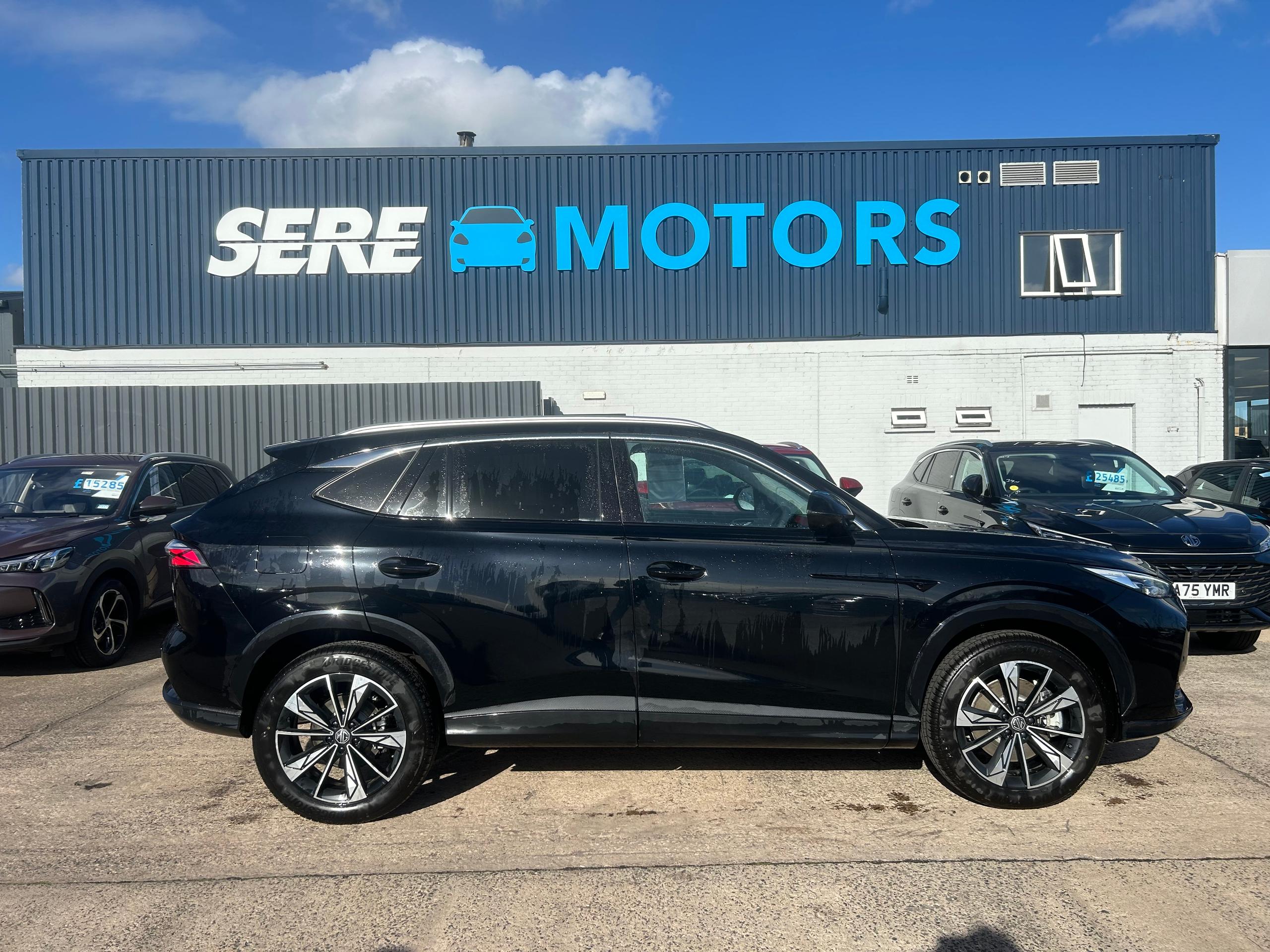 2026 MG Motor UK HS 1.5 T-GDI Hybrid+ Trophy 5dr Auto - vehicle photo 2 for sale on PureCar