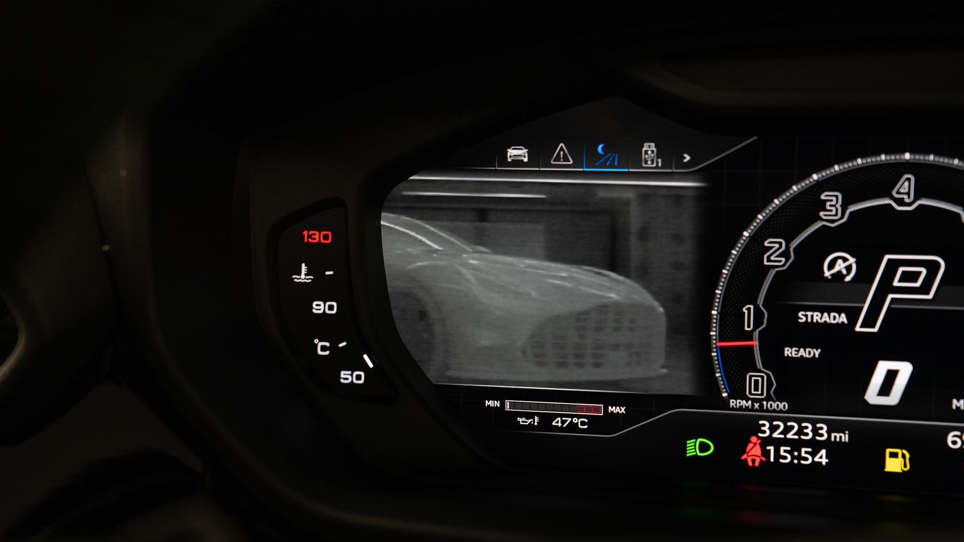 LAMBORGHINI Urus Photo 9a2d31c3-a8c6-42a3-a9f1-04d876c62c32.jpg