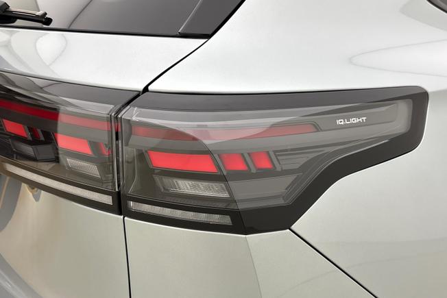VOLKSWAGEN  Tiguan Photo 18