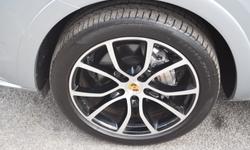 Porsche CAYENNE Photo 38