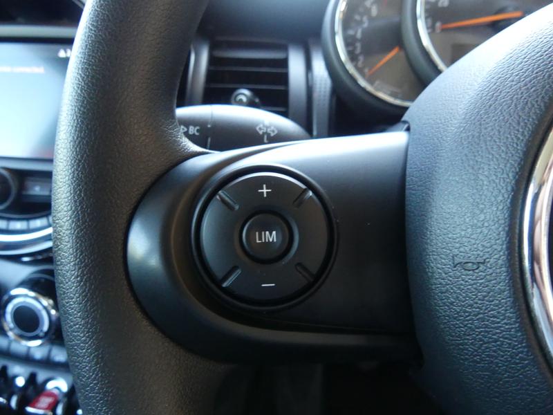 MINI Hatch Photo 9a476b99-4165-4481-b9bc-6236805e8ed5.jpg