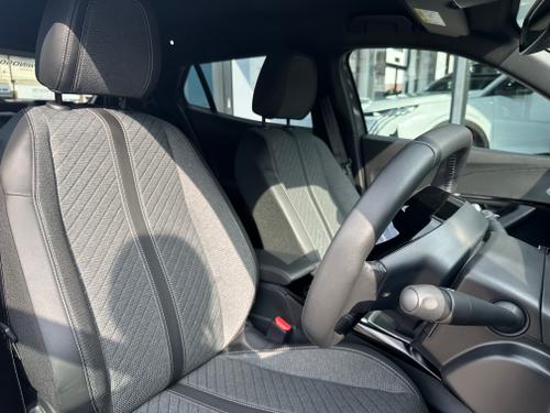 Peugeot 2008 Photo 9a47ebe8-cc21-4ce0-a69a-53c8c9b0e2e2.jpeg