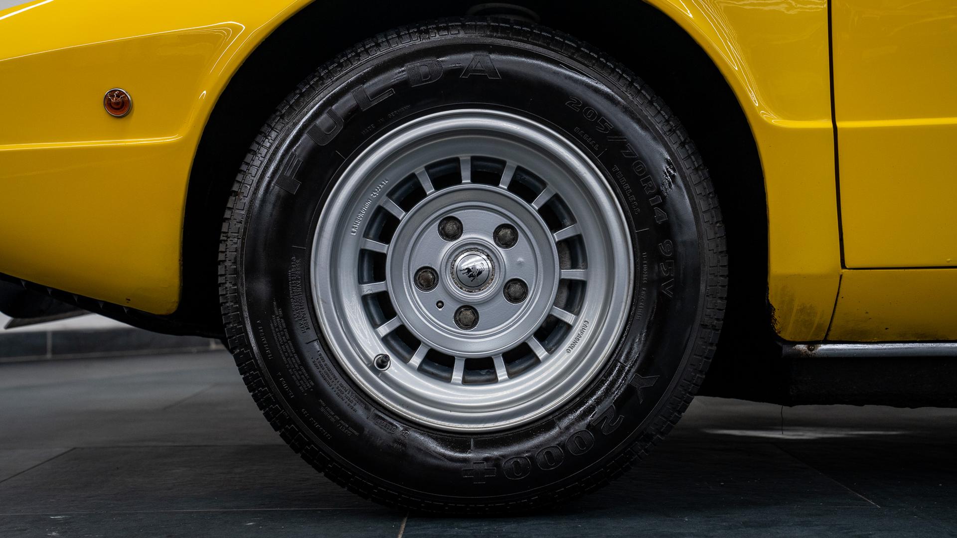 LAMBORGHINI Urraco Photo 9a4fab37-5fee-4f16-bbc1-a7c454aaa725.jpg
