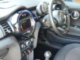 MINI Hatch Photo 17