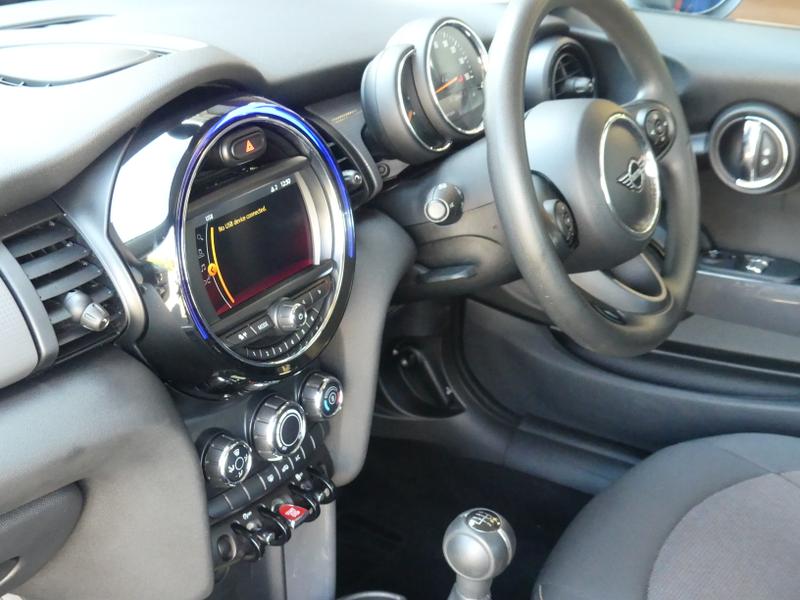 MINI Hatch Photo 9a6771bf-c9c2-4b64-b03b-5792122feb15.jpg
