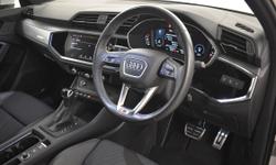 Audi Q3 Photo 2