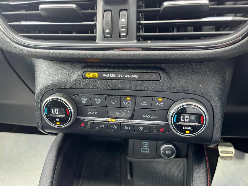 Ford Kuga Photo 9a7aacf7-e816-4087-b94d-bc7d4342ea4d.jpg