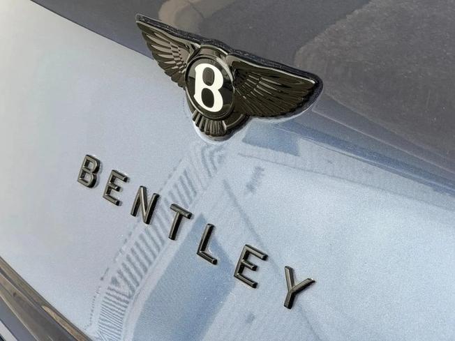 BENTLEY Bentayga Photo 34
