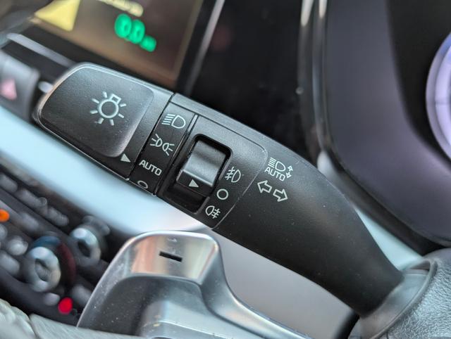 Kia Niro Photo 9a7f7852-35c6-4a70-af48-e827dcc464a1.jpg