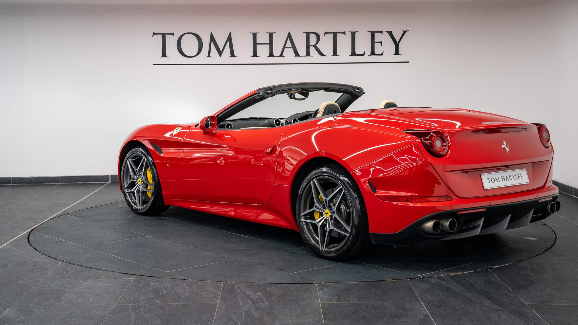 Ferrari California Photo 9a90d438-2a2e-423b-877c-c6fad0e754c8.jpg