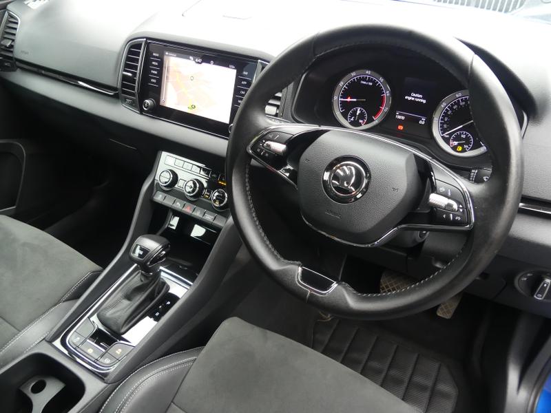 Skoda Karoq Photo 9a9553e9-b1cf-4ae2-88c7-4fee5ce64e67.jpg