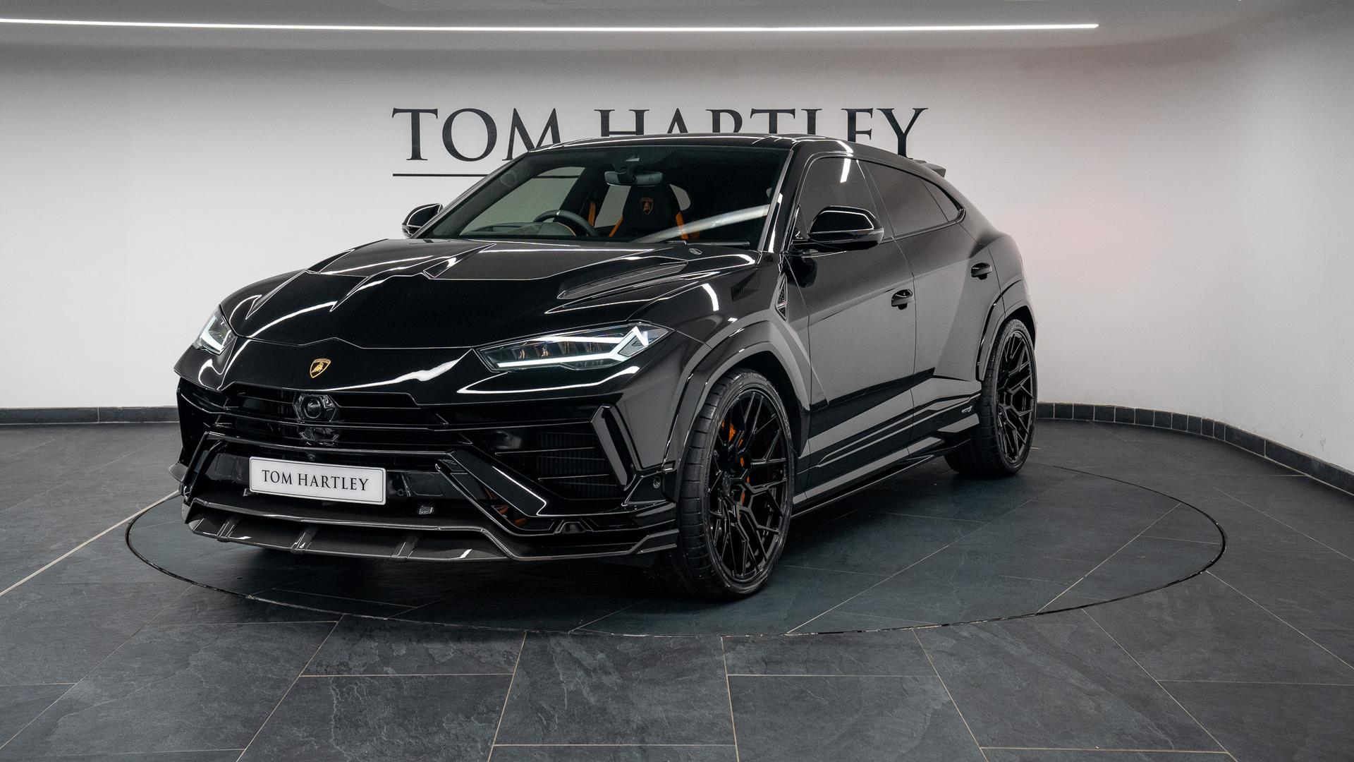 LAMBORGHINI Urus Photo 9aabc816-57d8-48f3-a2e0-dff49b1f719c.jpg