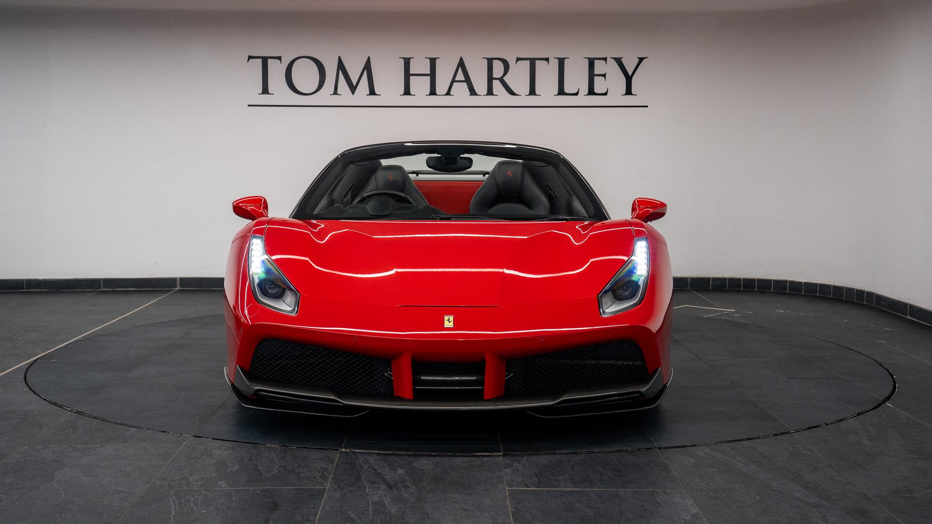 Ferrari 488 Photo 9acbc35b-8672-4869-9463-79cc5ad3af52.jpg