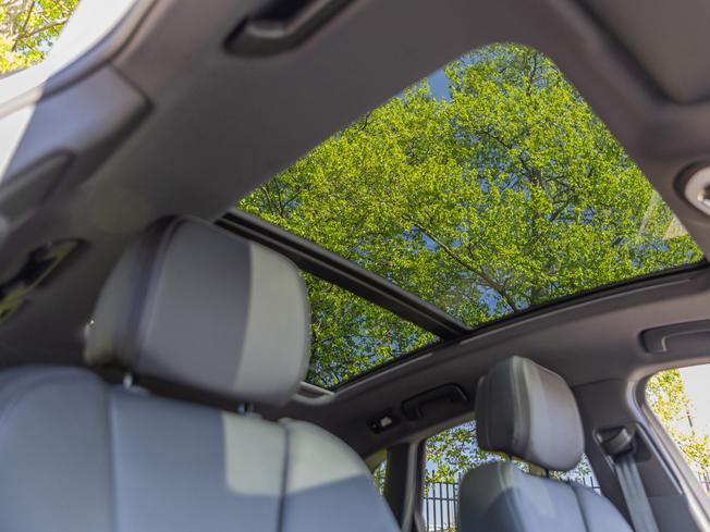 PORSCHE Macan Photo 13