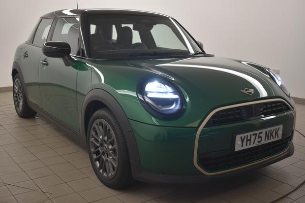 Used 2025 MINI COOPER 1.5 C Exclusive 5dr Auto Green at SERE Motors