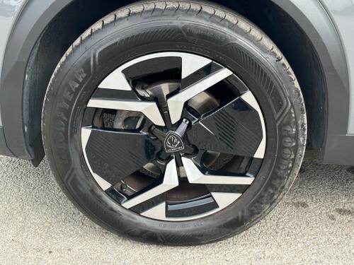 Peugeot 2008 Photo 9b43e1c7-ef3d-40b7-84a3-c6261c9c5b3f.jpeg