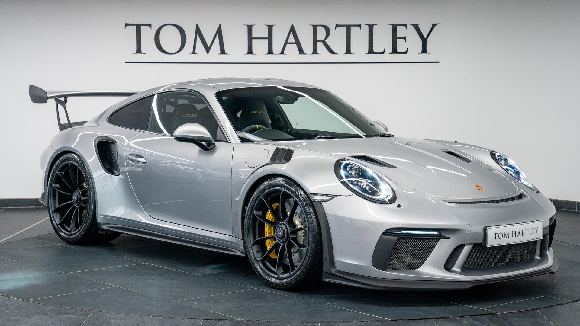 Porsche 911 Photo 9b5158a9-b6a3-4e2c-b48b-dee457614a64.jpg