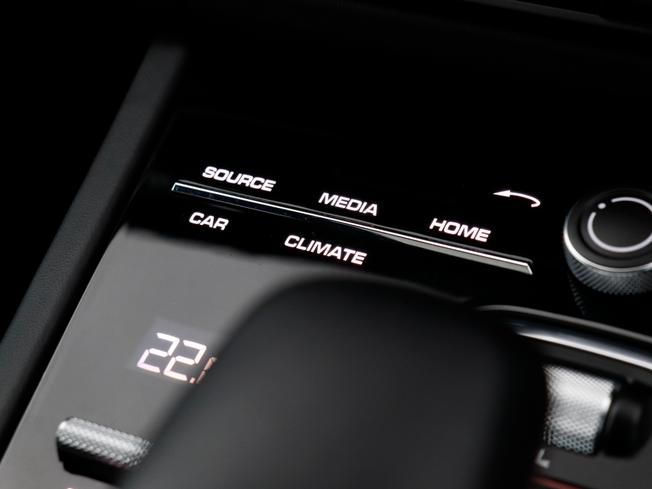 PORSCHE Cayenne Photo 23